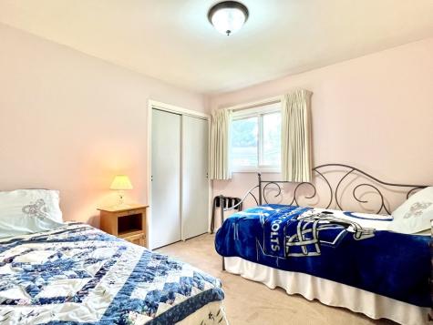 11302 Peacock Drive Indianapolis IN 46236