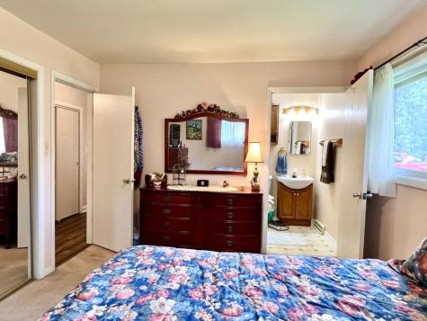 11302 Peacock Drive Indianapolis IN 46236