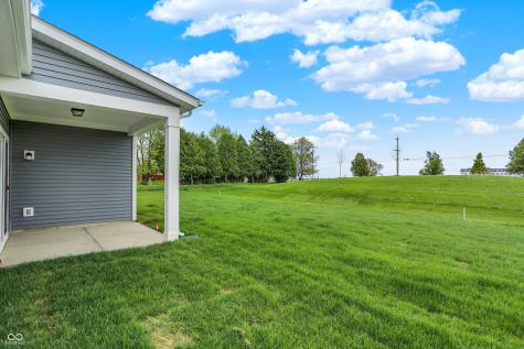 1633 Clover Crossing Drive Greenfield IN 46140
