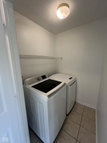 12564 Geist Cove Drive Indianapolis IN 46236