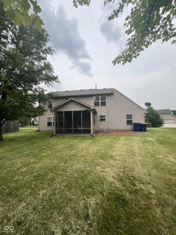 12564 Geist Cove Drive Indianapolis IN 46236