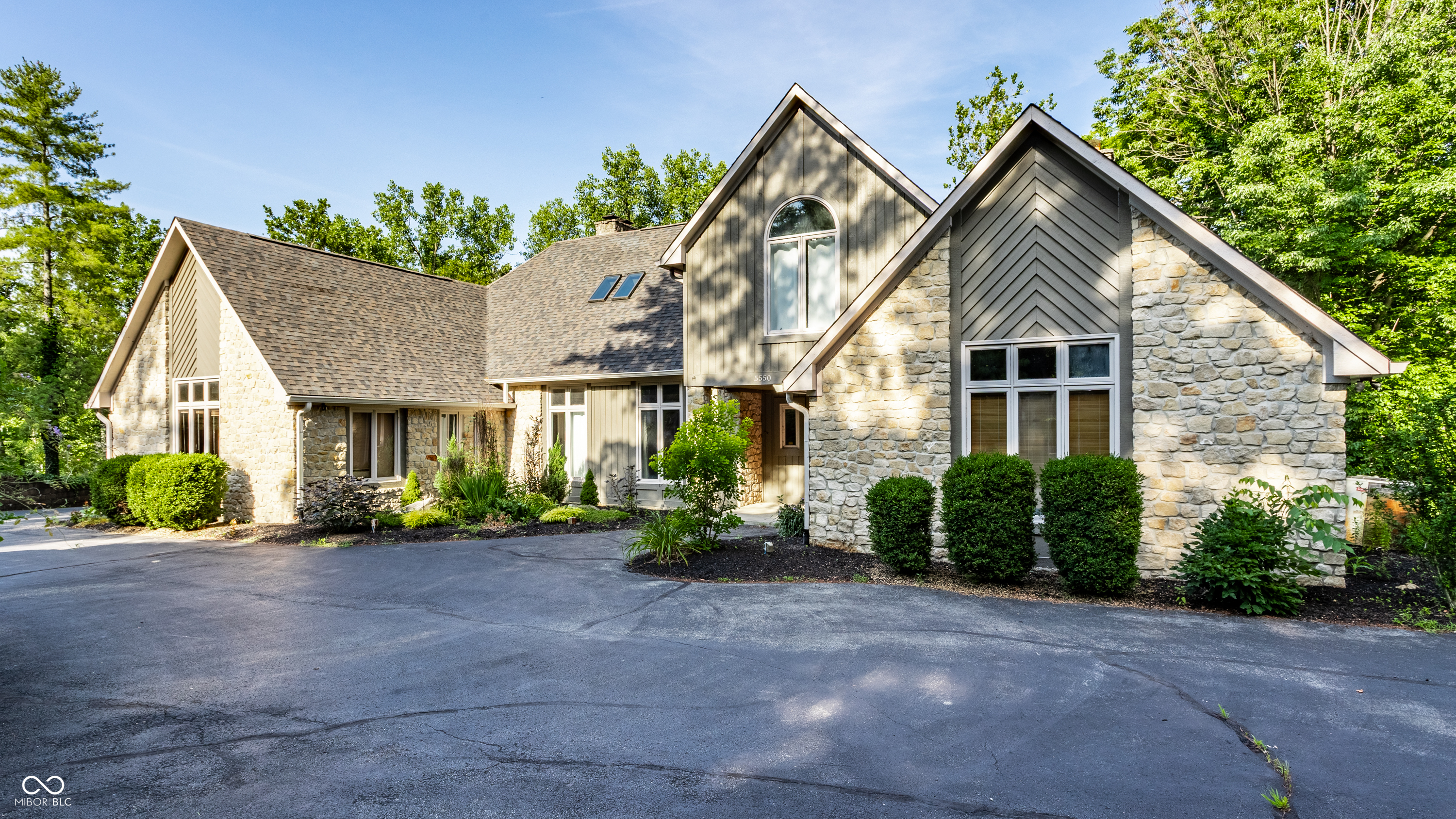 5550 Bay Colony Lane Indianapolis IN 46234