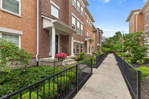 9542 Oakley Drive Indianapolis IN 46260
