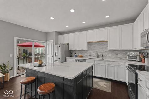 9542 Oakley Drive Indianapolis IN 46260