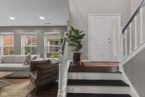 9542 Oakley Drive Indianapolis IN 46260