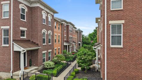 9542 Oakley Drive Indianapolis IN 46260