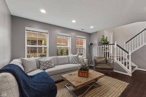 9542 Oakley Drive Indianapolis IN 46260