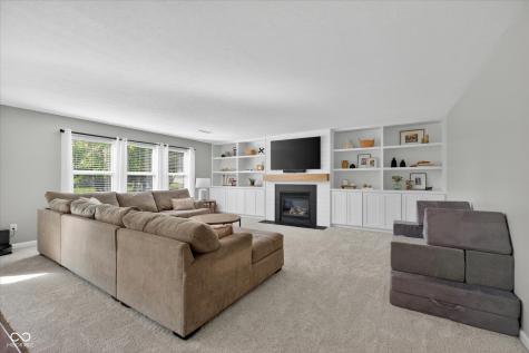 5977 Dado Drive Noblesville IN 46062