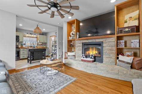 990 Wilson Way Franklin IN 46131