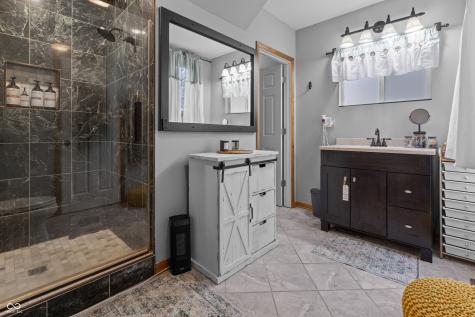 990 Wilson Way Franklin IN 46131