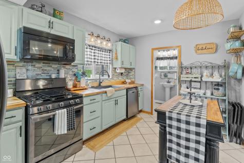 990 Wilson Way Franklin IN 46131