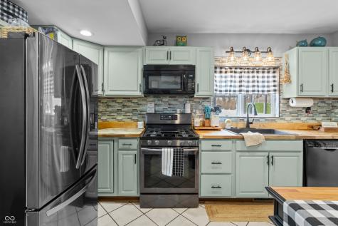 990 Wilson Way Franklin IN 46131