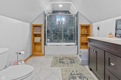 990 Wilson Way Franklin IN 46131