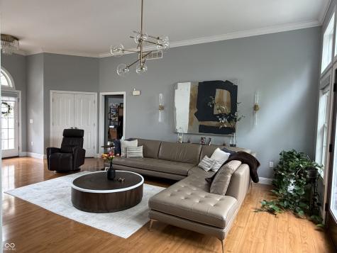 355 Woodside Court Batesville IN 47006