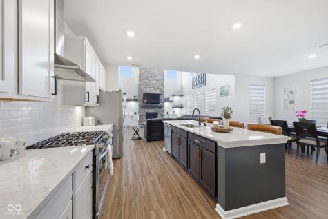5660 Coulter Way Greenwood IN 46143