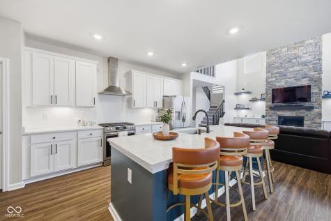 5660 Coulter Way Greenwood IN 46143