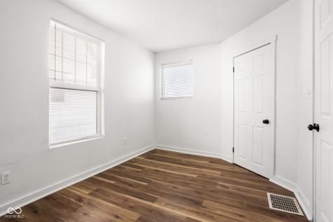 4018 Boulevard Place Indianapolis IN 46208
