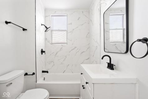 4018 Boulevard Place Indianapolis IN 46208