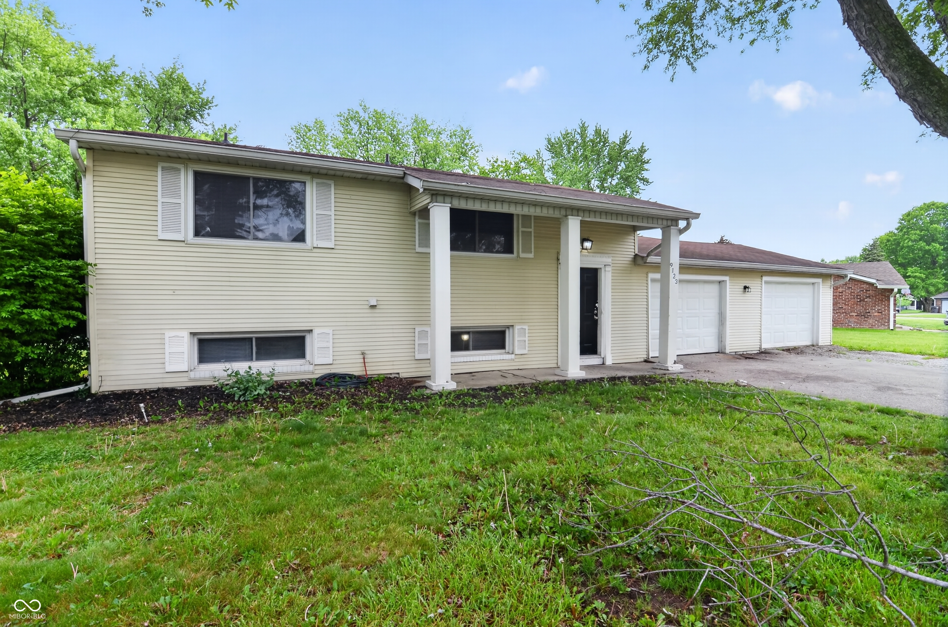 9123 Trinity Place Indianapolis IN 46229