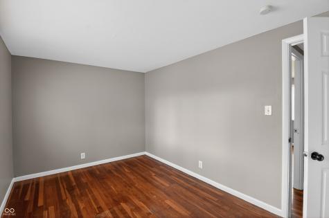 9123 Trinity Place Indianapolis IN 46229