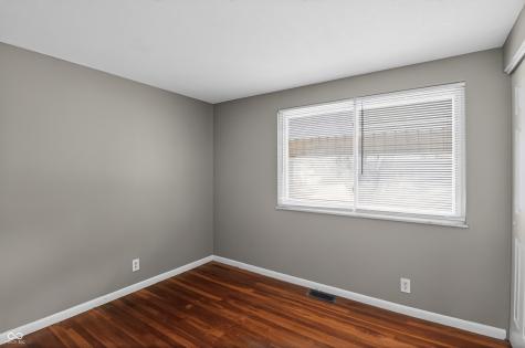 9123 Trinity Place Indianapolis IN 46229