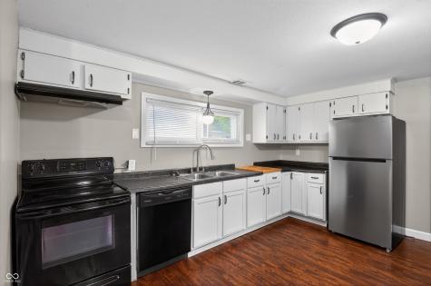 9123 Trinity Place Indianapolis IN 46229