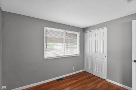 9123 Trinity Place Indianapolis IN 46229