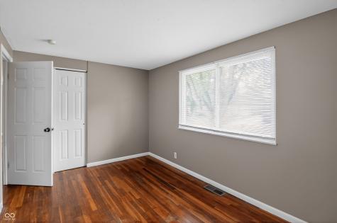9123 Trinity Place Indianapolis IN 46229