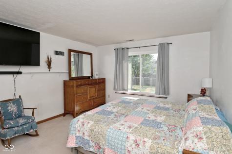6624 Colleens Way Indianapolis IN 46221