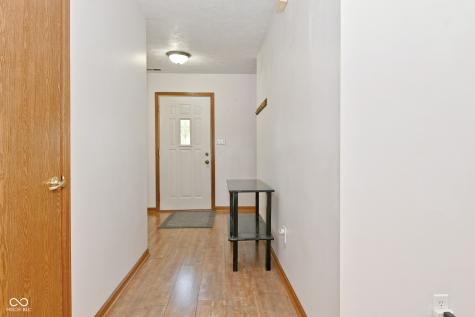 6624 Colleens Way Indianapolis IN 46221