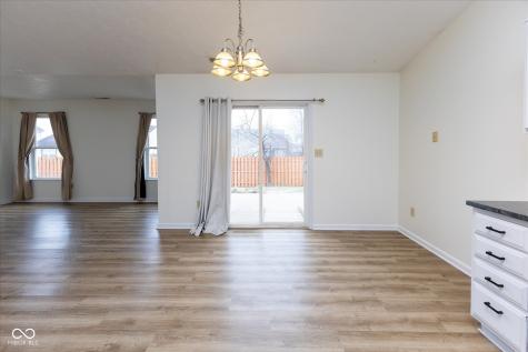 8091 Crumwell Drive Avon IN 46123