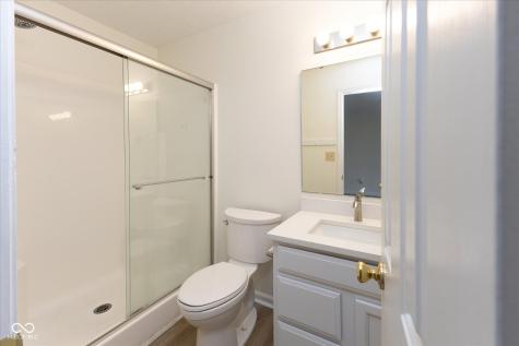 8091 Crumwell Drive Avon IN 46123