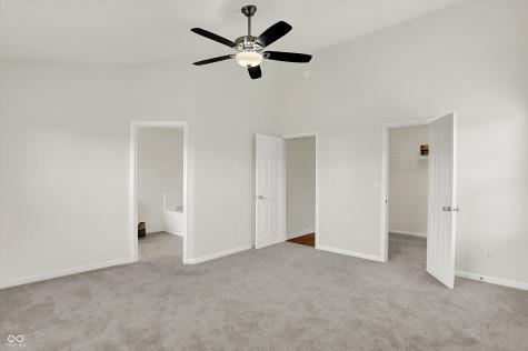 1906 Spring Beauty Drive Avon IN 46123