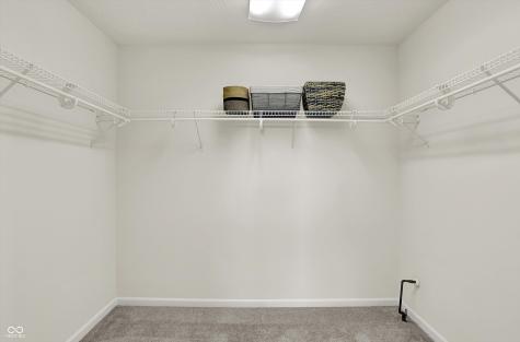 1906 Spring Beauty Drive Avon IN 46123