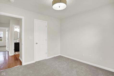 1906 Spring Beauty Drive Avon IN 46123