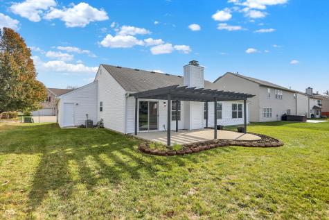 1906 Spring Beauty Drive Avon IN 46123