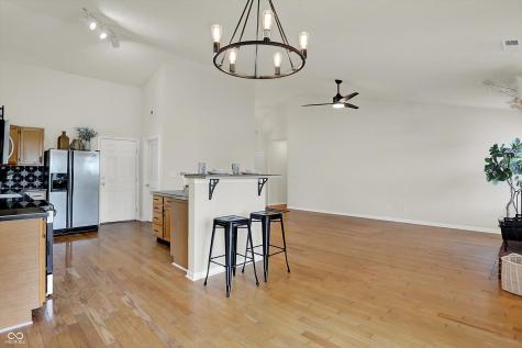 1906 Spring Beauty Drive Avon IN 46123