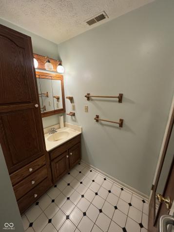 6272 E 550 S Morristown IN 46161