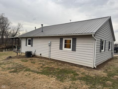 6272 E 550 S Morristown IN 46161