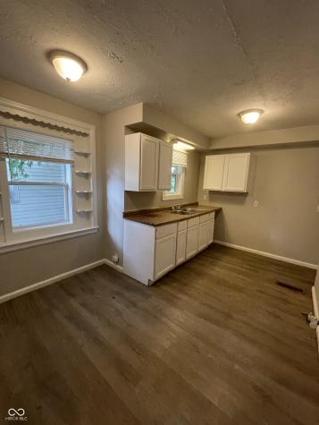 3915 Hillside Avenue Indianapolis IN 46205