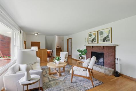 4614 Thornleigh Drive Indianapolis IN 46226