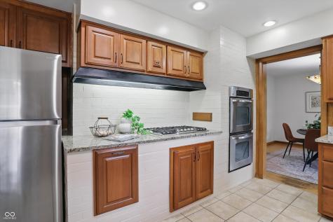 4614 Thornleigh Drive Indianapolis IN 46226