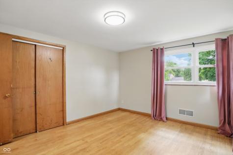 4614 Thornleigh Drive Indianapolis IN 46226