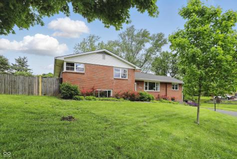 4614 Thornleigh Drive Indianapolis IN 46226