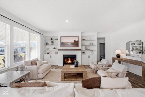 1424 Chatham Hills Boulevard Westfield IN 46074