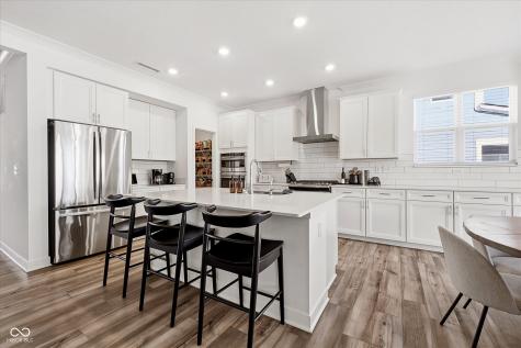 1424 Chatham Hills Boulevard Westfield IN 46074