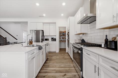 1424 Chatham Hills Boulevard Westfield IN 46074
