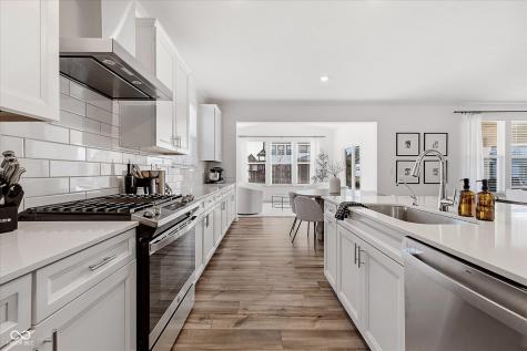 1424 Chatham Hills Boulevard Westfield IN 46074