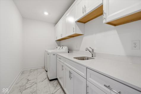 1424 Chatham Hills Boulevard Westfield IN 46074