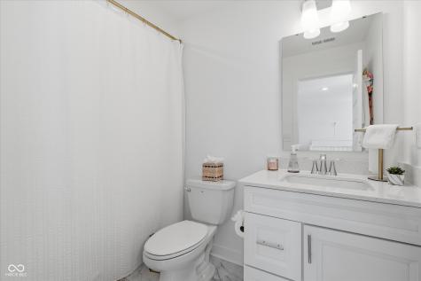 1424 Chatham Hills Boulevard Westfield IN 46074